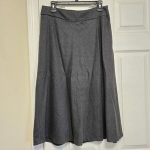 Talbots Grey Italian Flannel Wool Midi Skirt Pleated Front Size 8 Petite